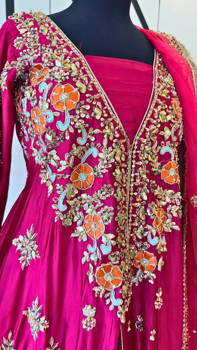 Inaya