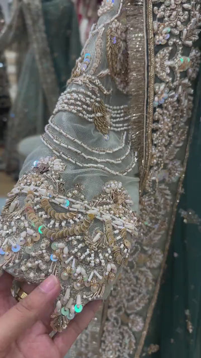 Zaha Zeal