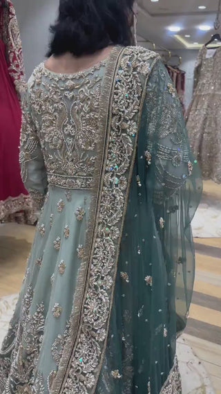 Zaha Zeal