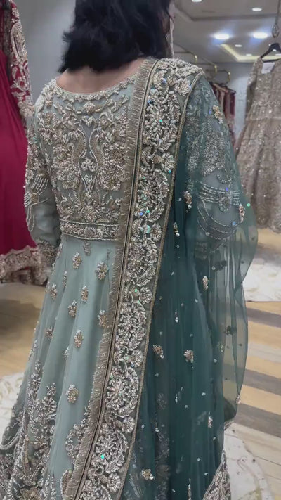 Zaha Zeal